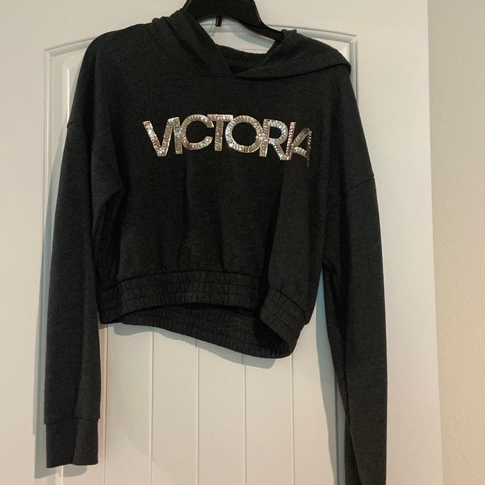 Cropped hoodie